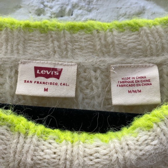 Levi’s Ava Cable Knit Neon Trim Sweater - Picture 6 of 7